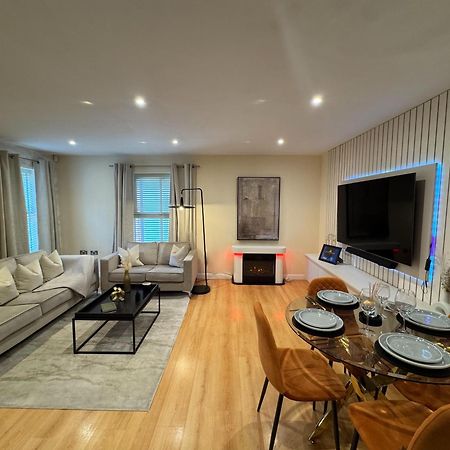 Vikings Apartment With Private Parking & Terrace York Esterno foto