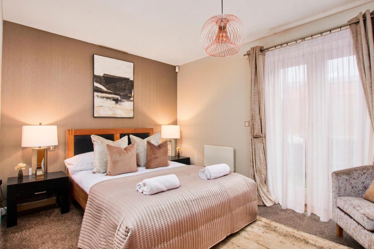 Vikings Apartment With Private Parking & Terrace York Esterno foto