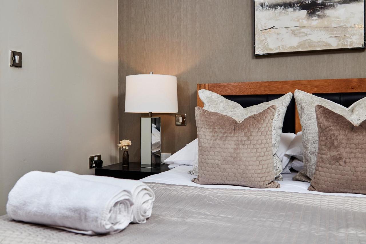 Vikings Apartment With Private Parking & Terrace York Esterno foto