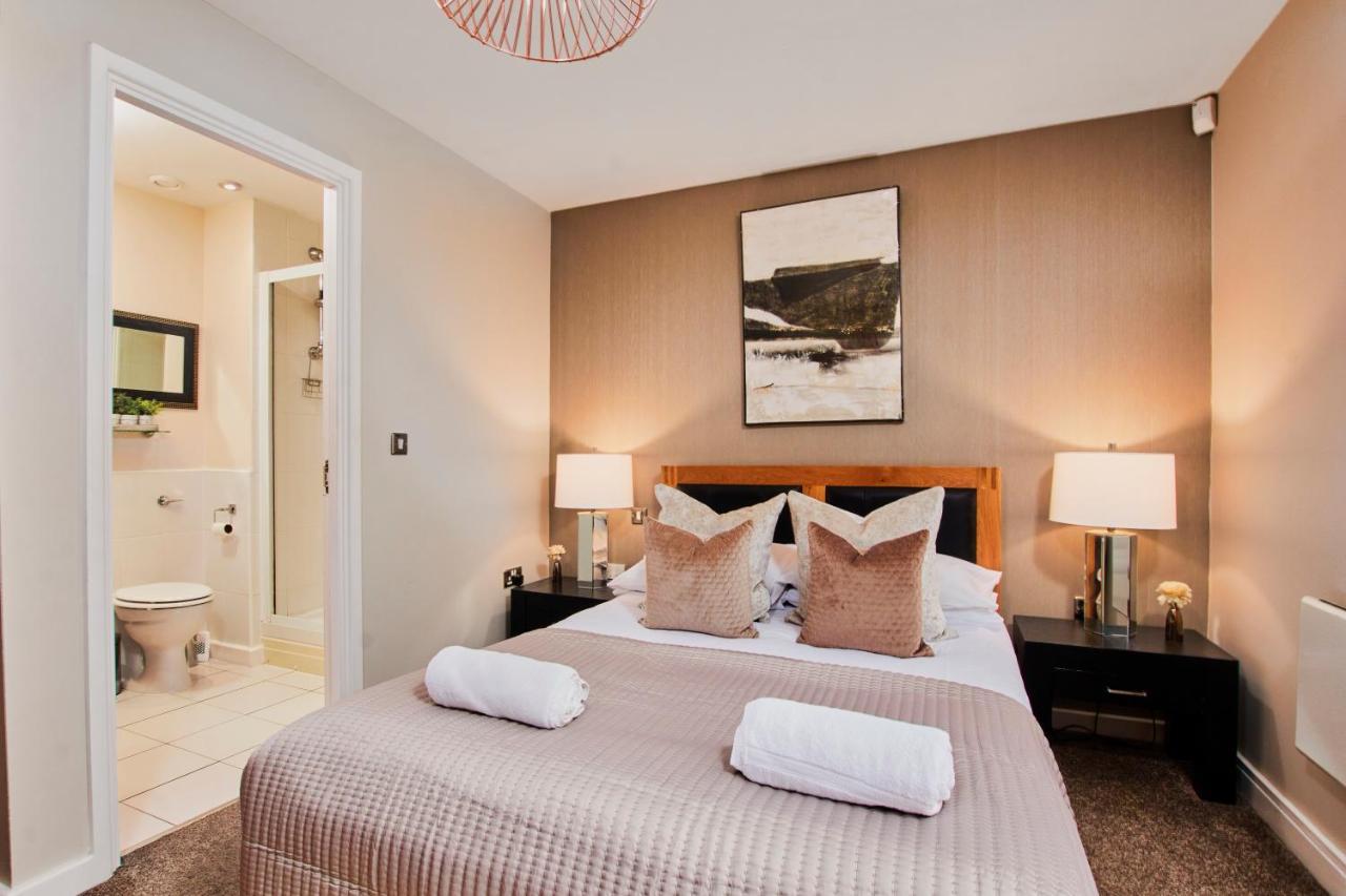 Vikings Apartment With Private Parking & Terrace York Esterno foto